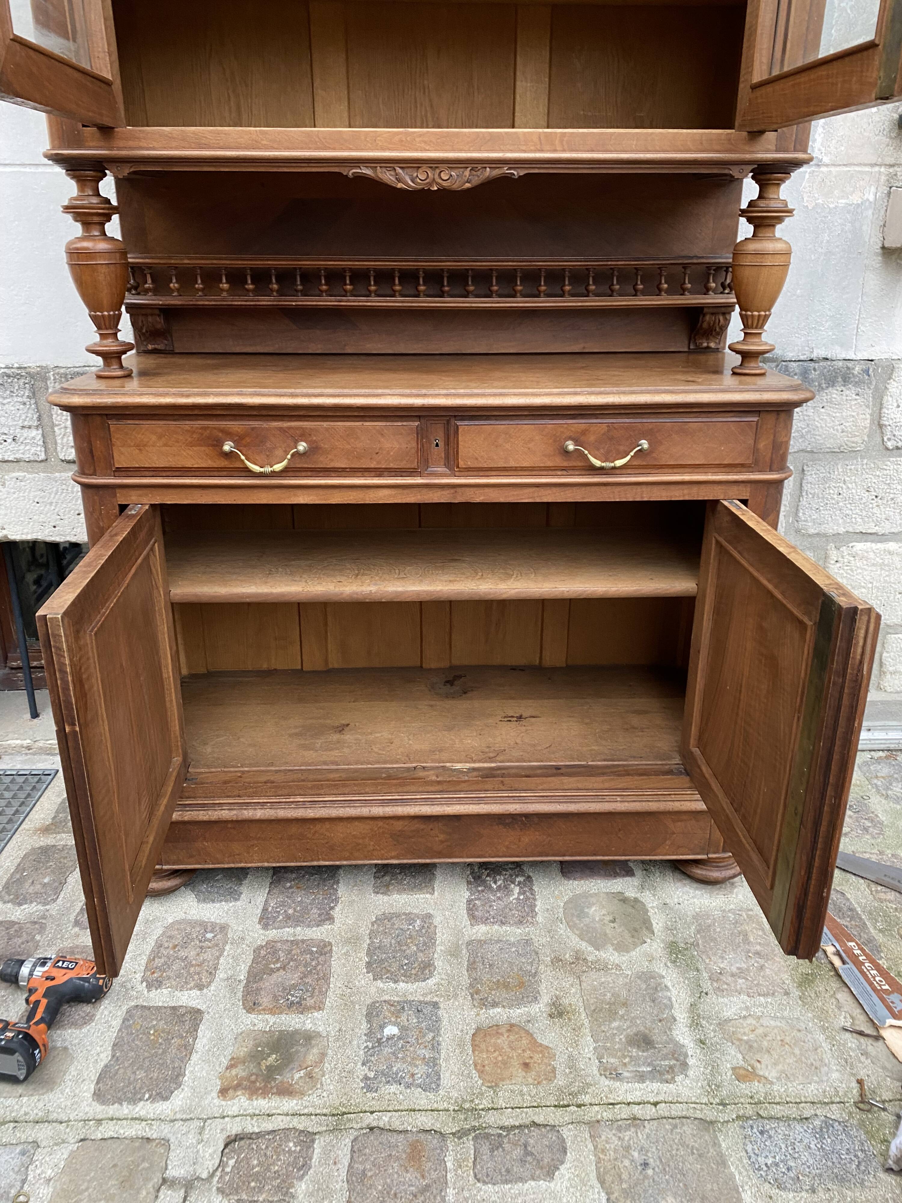 Buffet 2 glazed body