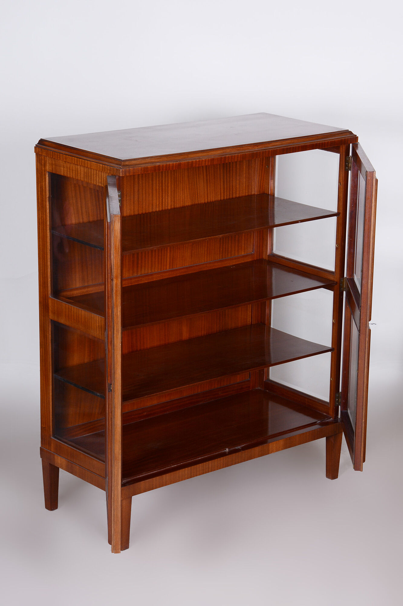 Art Deco display cabinet made un 1930s Czechia - Restored Mahogany