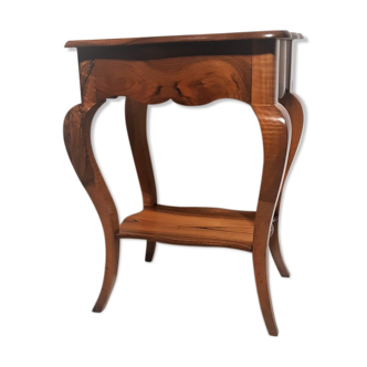 Table d'appoint Louis XV en noyer
