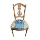 Chaise en bois sculpté