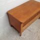 Banc coffre en bois et rotin vintage