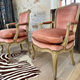 Paire de fauteuils cabriolet Louis XV