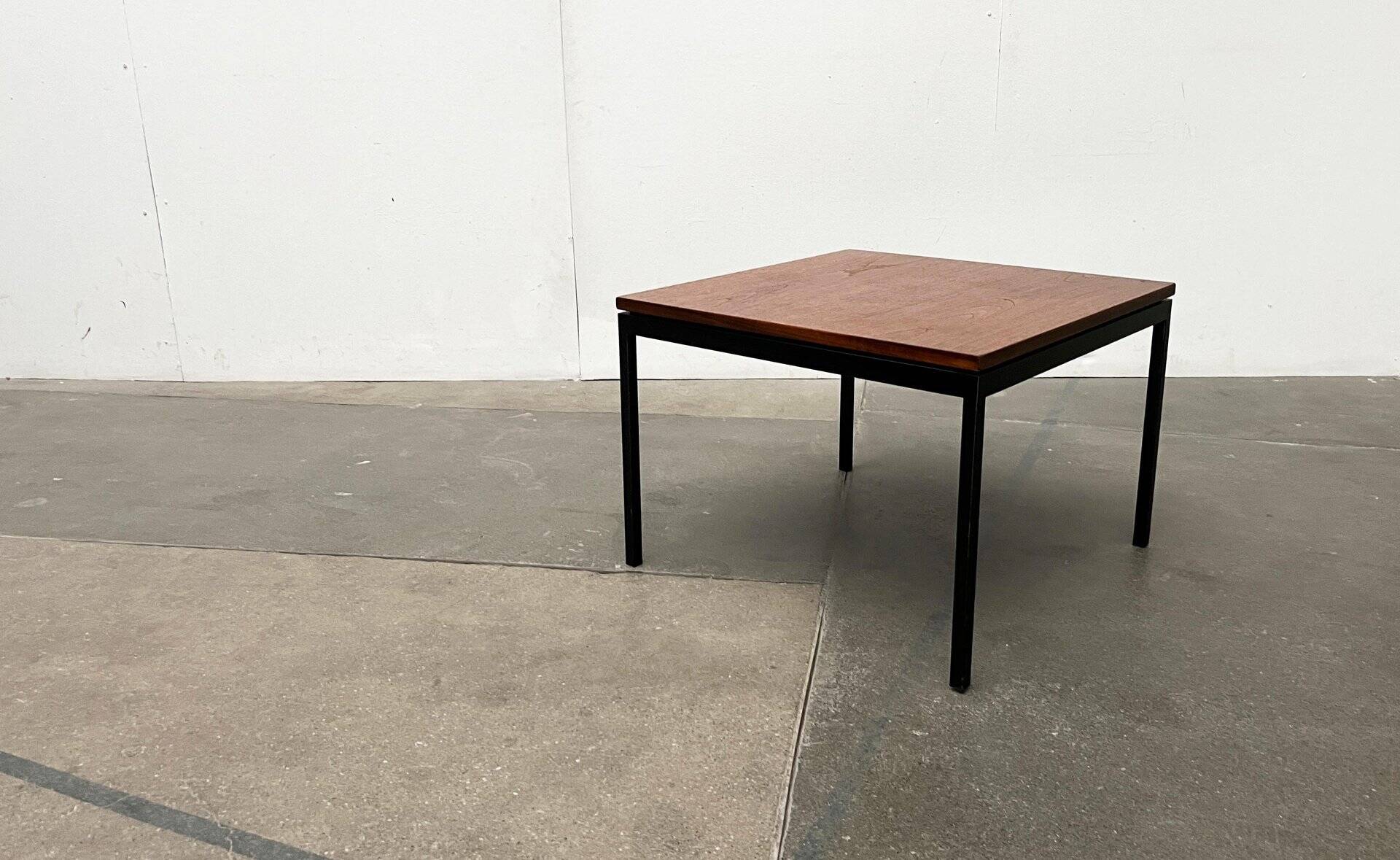 Mid-century minimalist teak side table by Florence Knoll for Knoll International, 1950s.