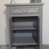 Storage cabinet