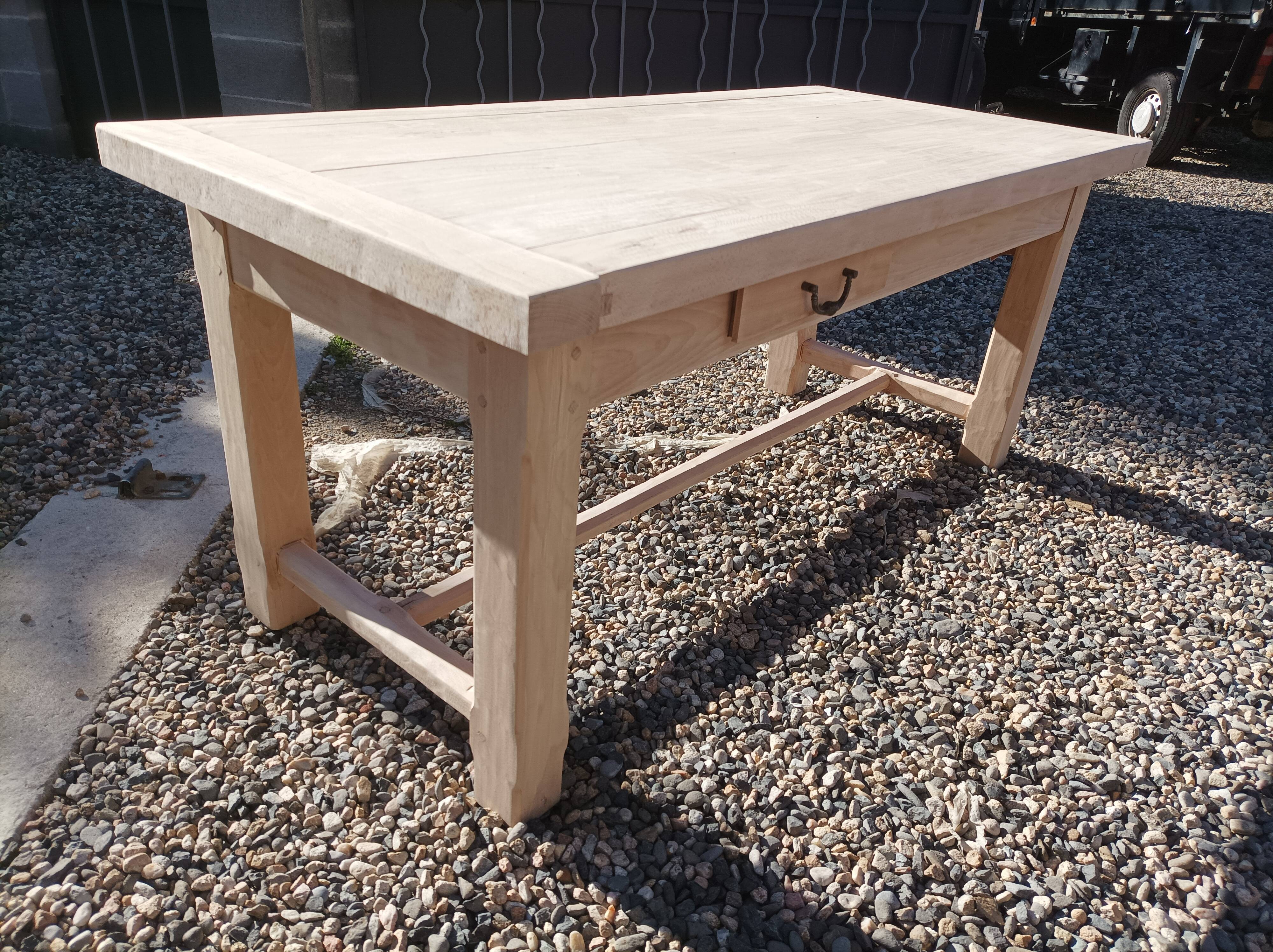 Farmhouse table with drawers