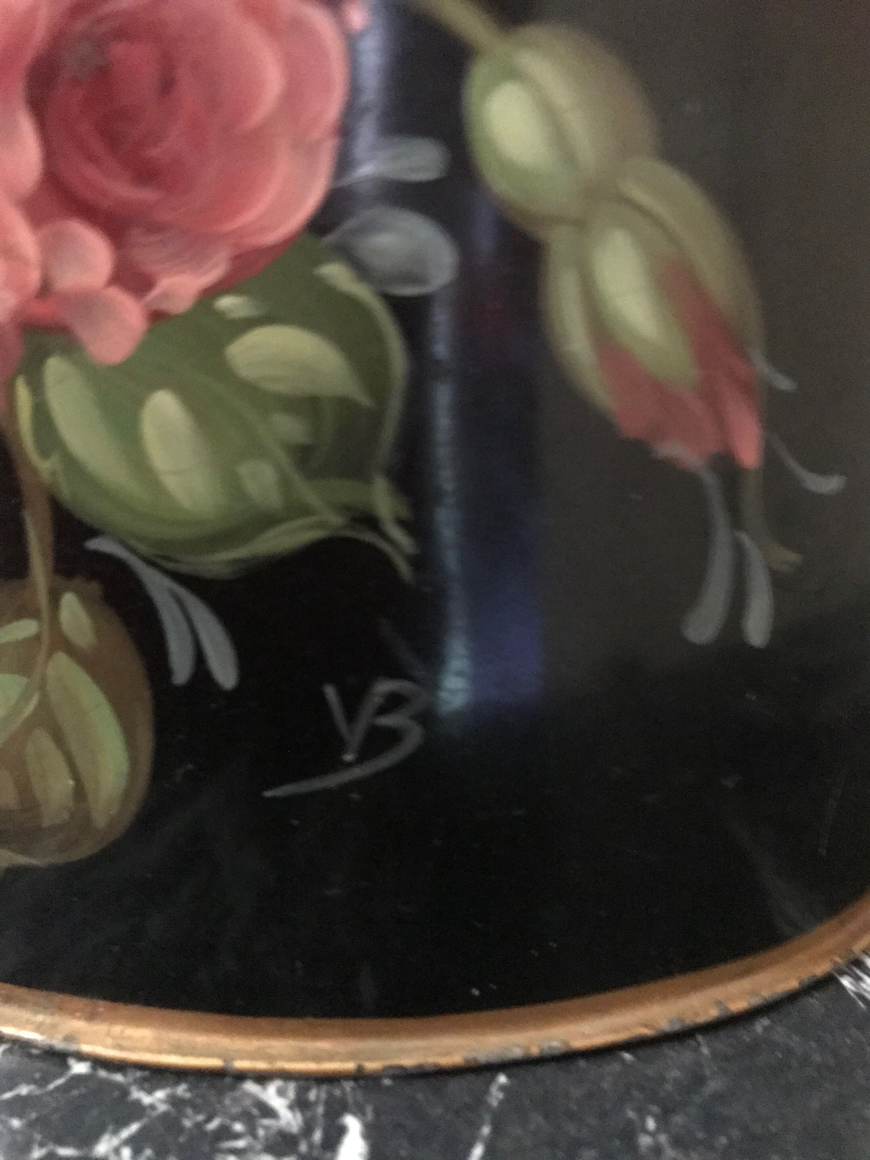 Painted sheet metal paper basket