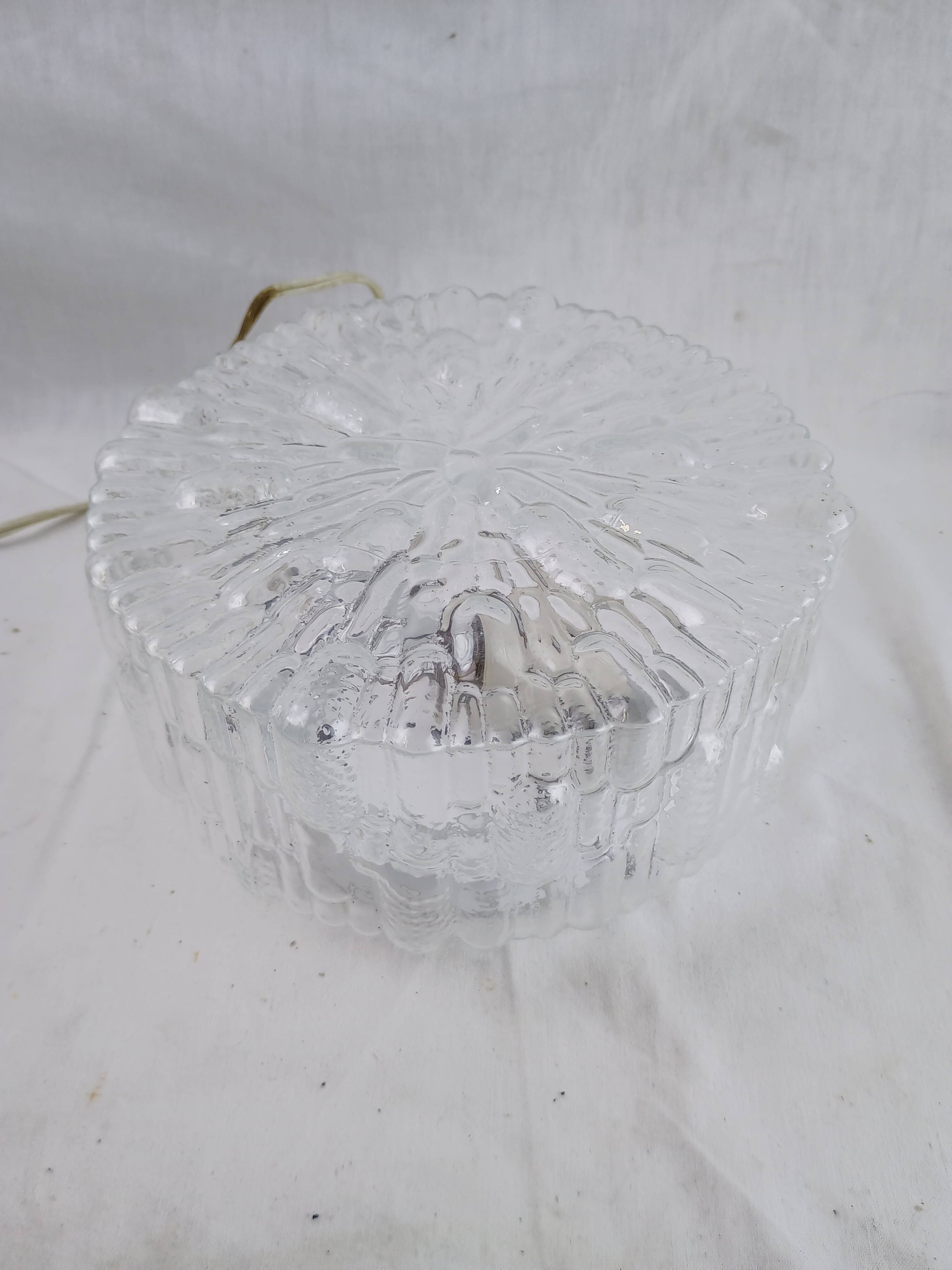 Authentic vintage french ceiling light from the 1960s, pat angem.