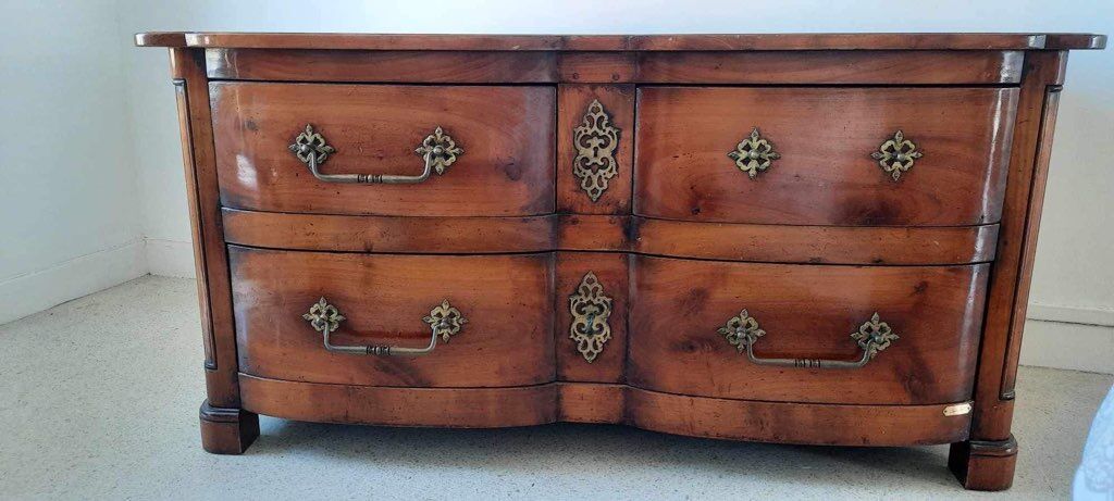 Cherry chest of drawers