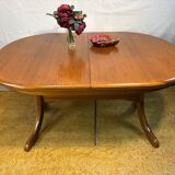 Mid Century Retro Teak Oval Danish Extending Dining Table (Circa 1960–1970)