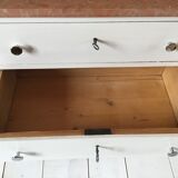 Parisian chest of drawers