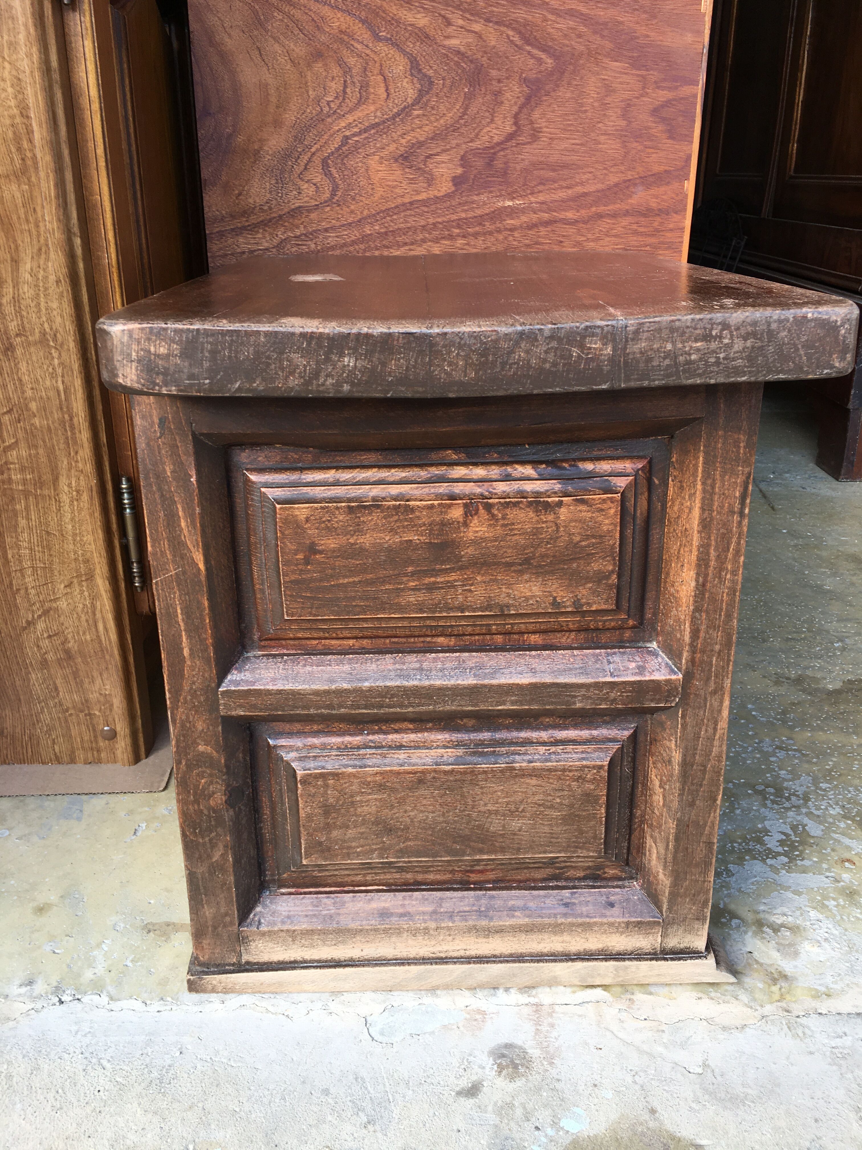 Breton style bedside