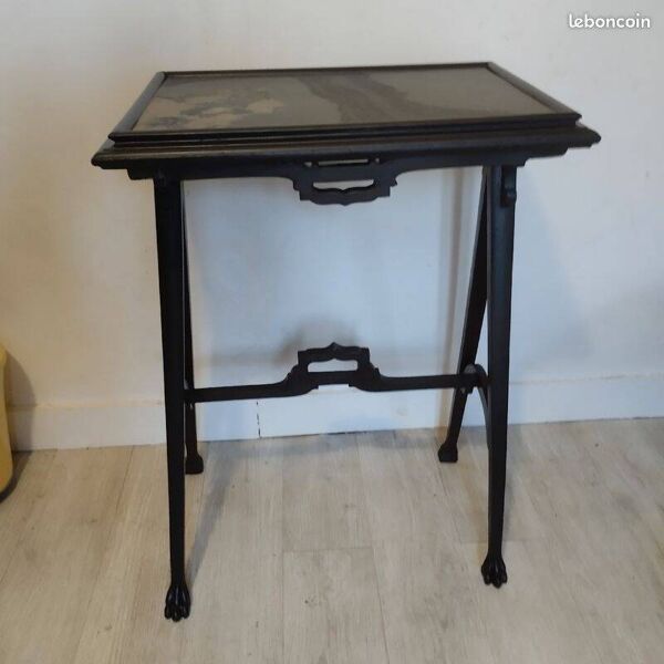 Table d'appoint dans le gout de Gallé, revisitée