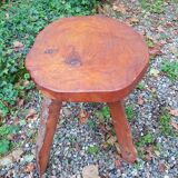 Solid wood tripod side table
