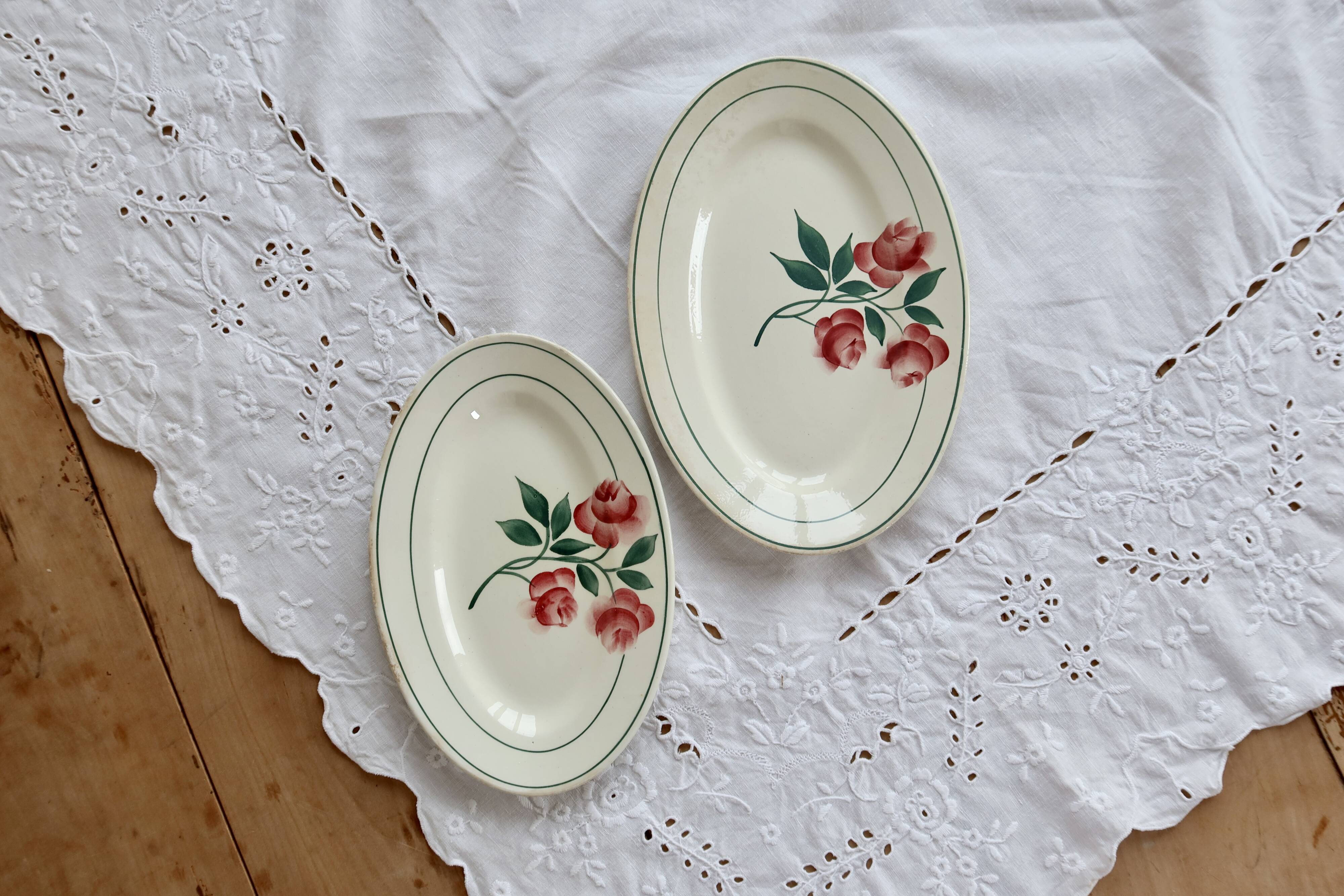 Paire de raviers anciens Creil et Montereau Maryse