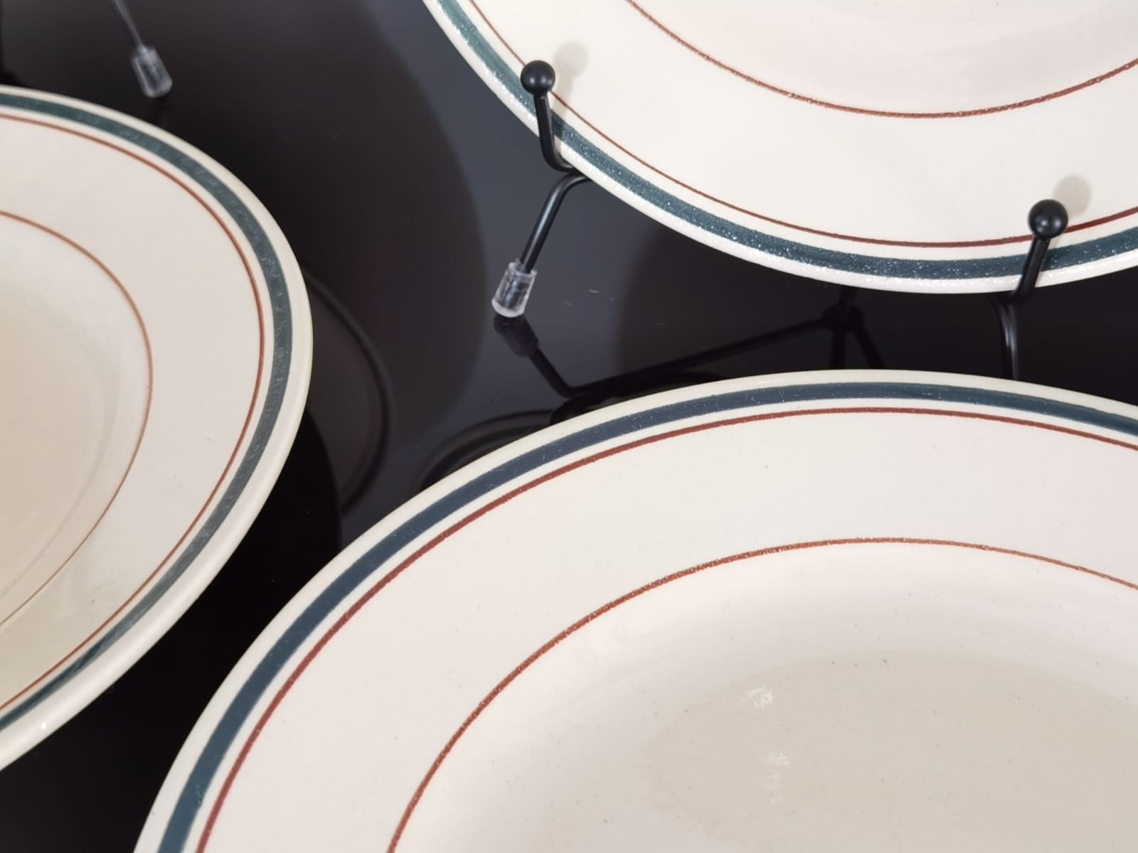 Set of semi-hollow ceramic plates from St Amand
