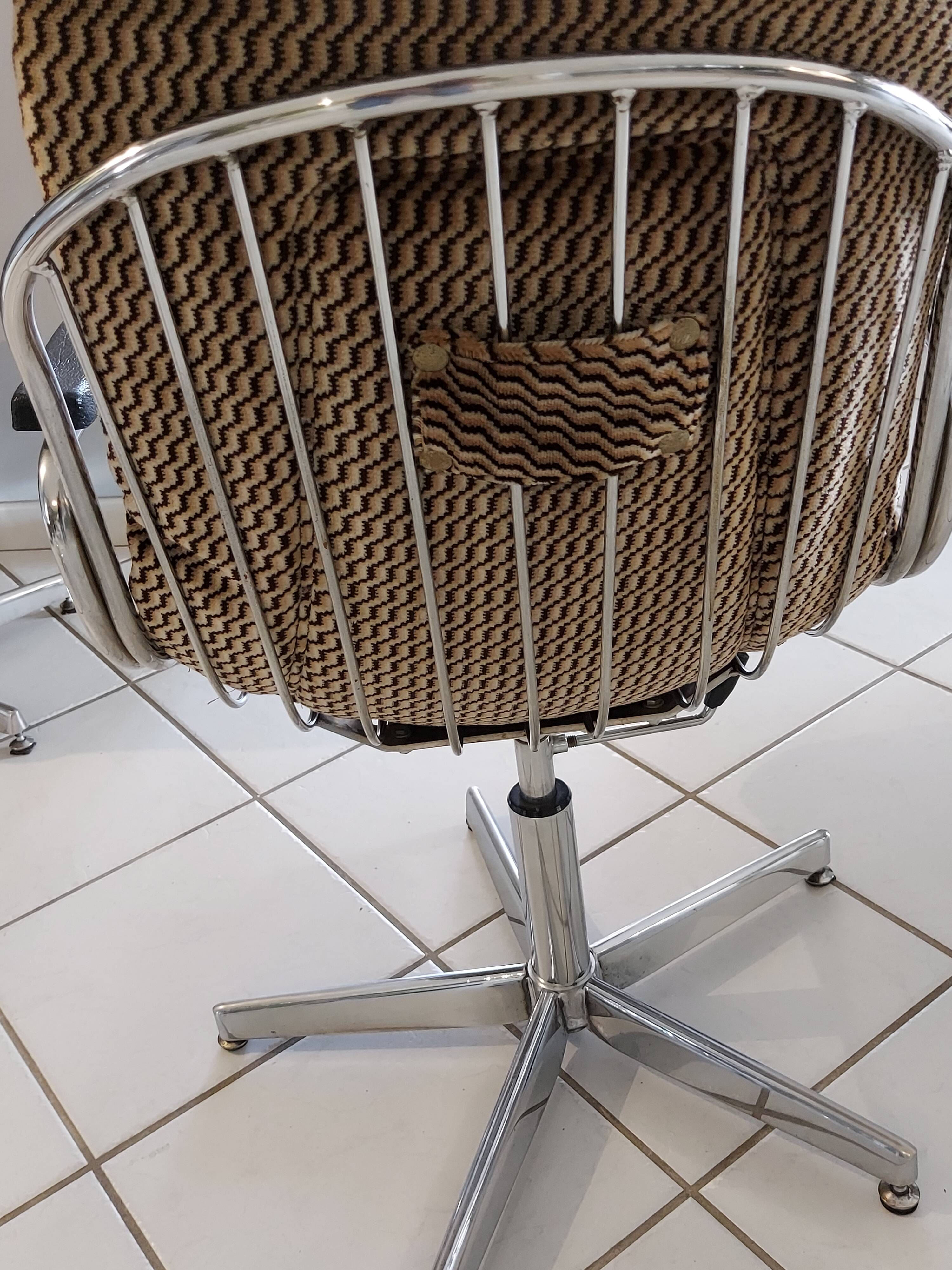 Suite of 4 chairs vintage armchairs 1970