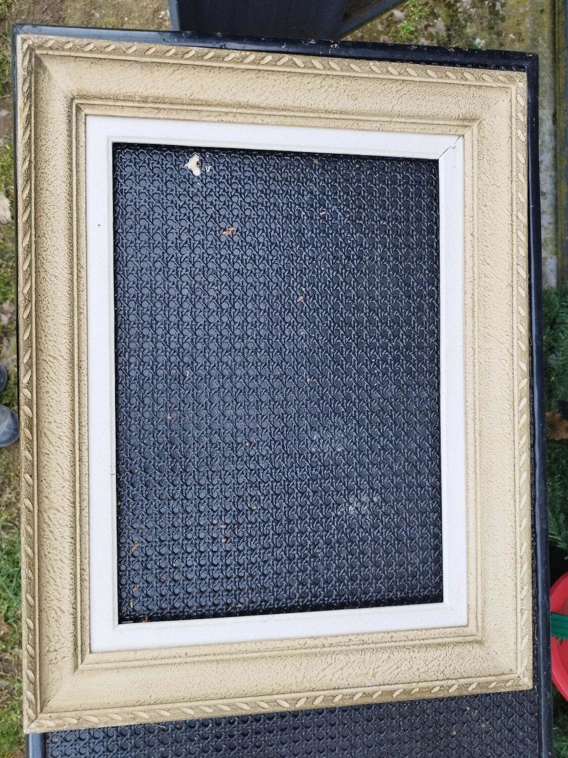 Old frame in gilded beige wood, 59x46 cm