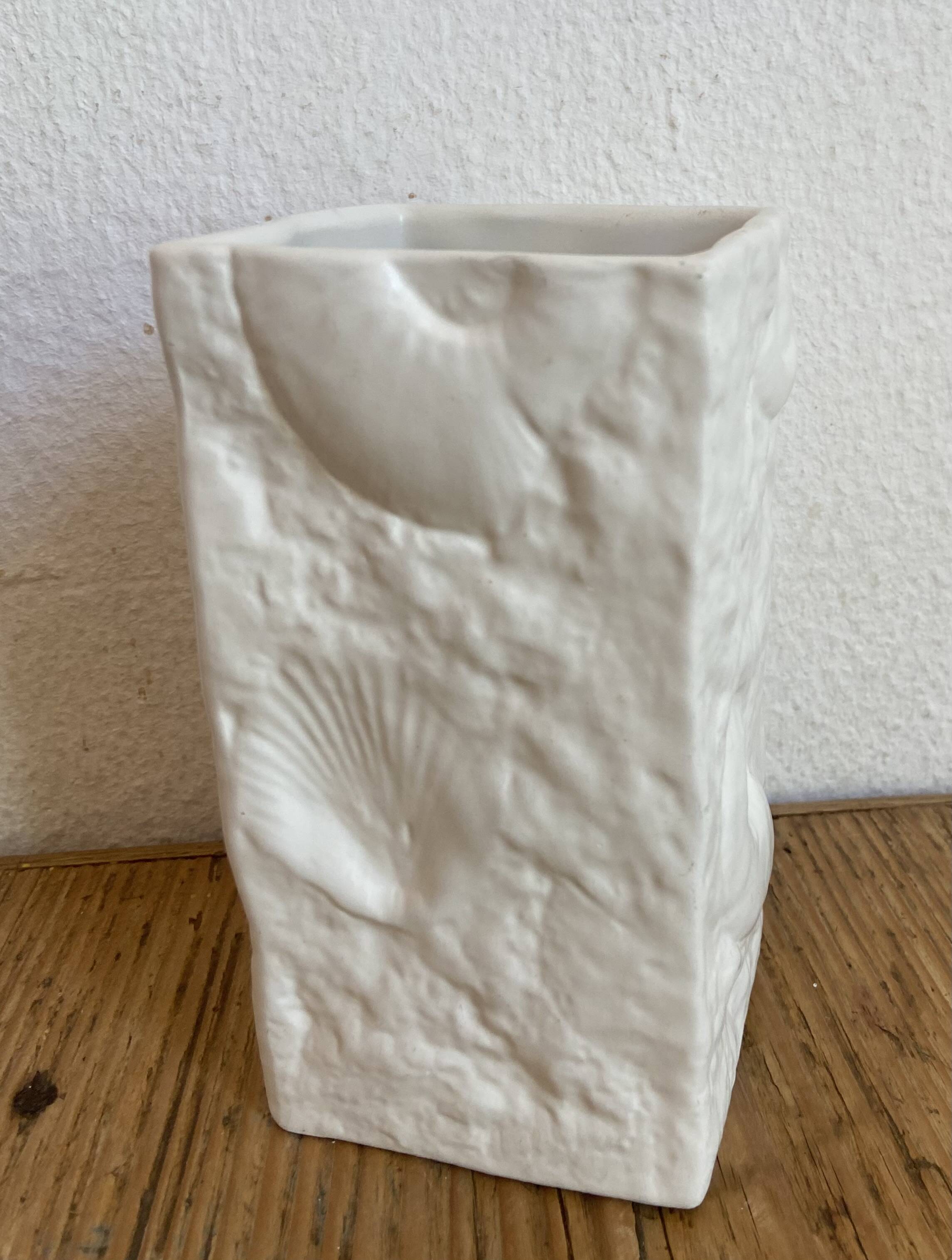 Porcelain ceramic vase Italy 1960s