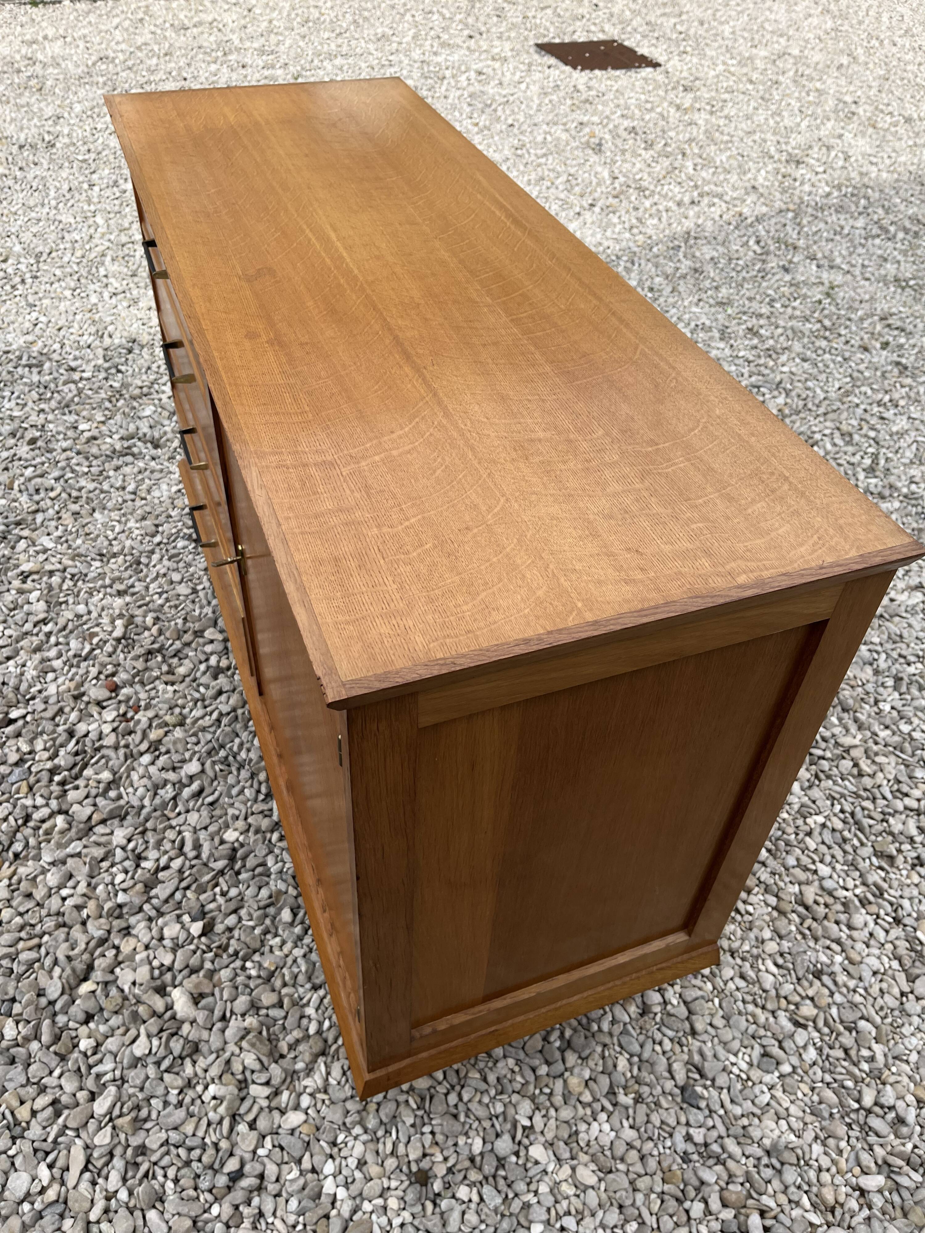 Commode vintage pieds compas