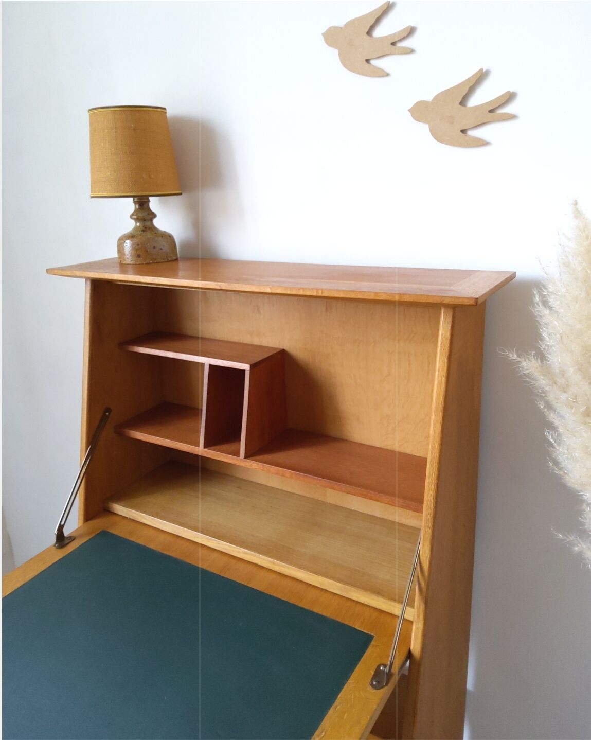 Junior Secretary to Roger Landault