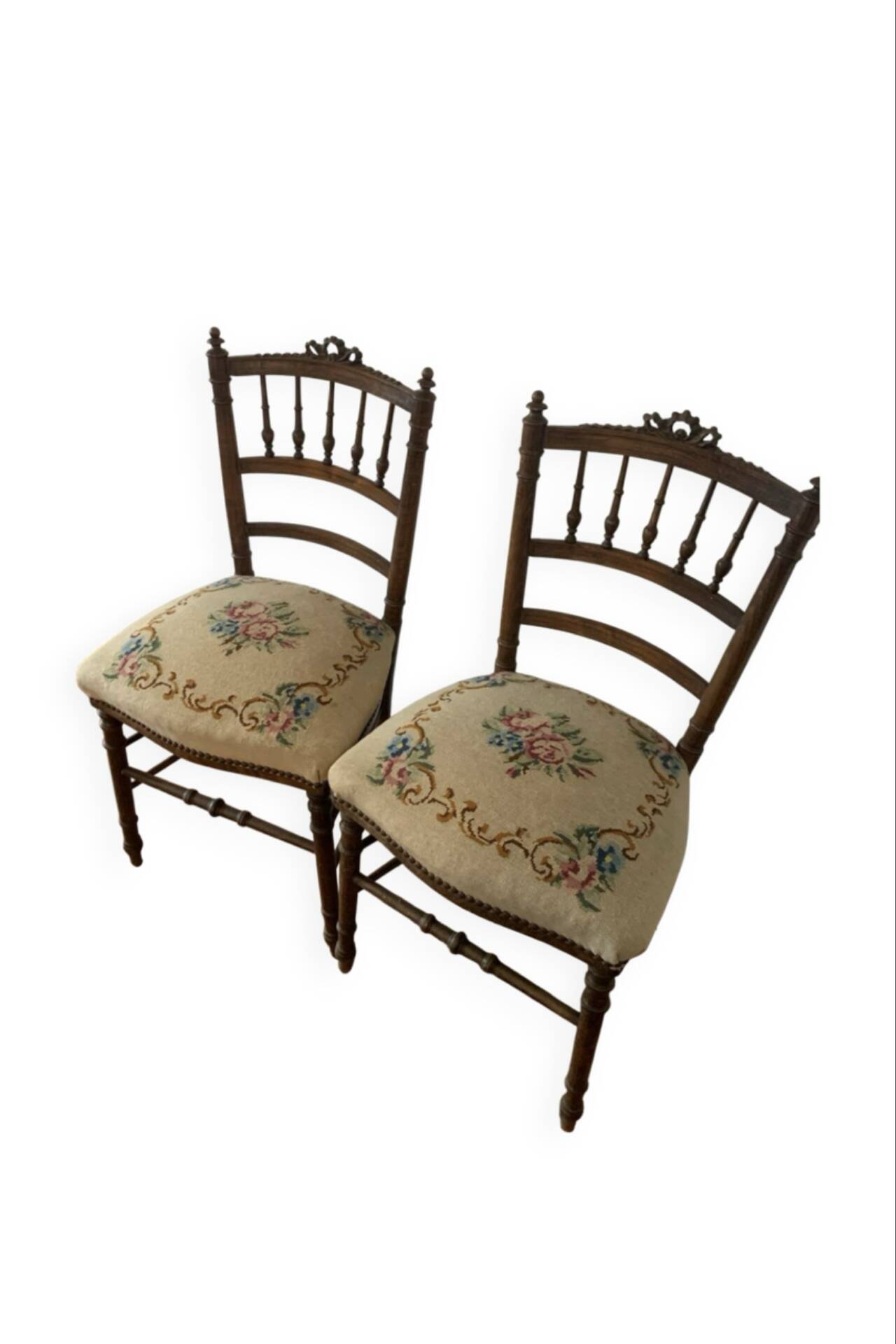 Paires de chaises tissu fleuri aux dames de France