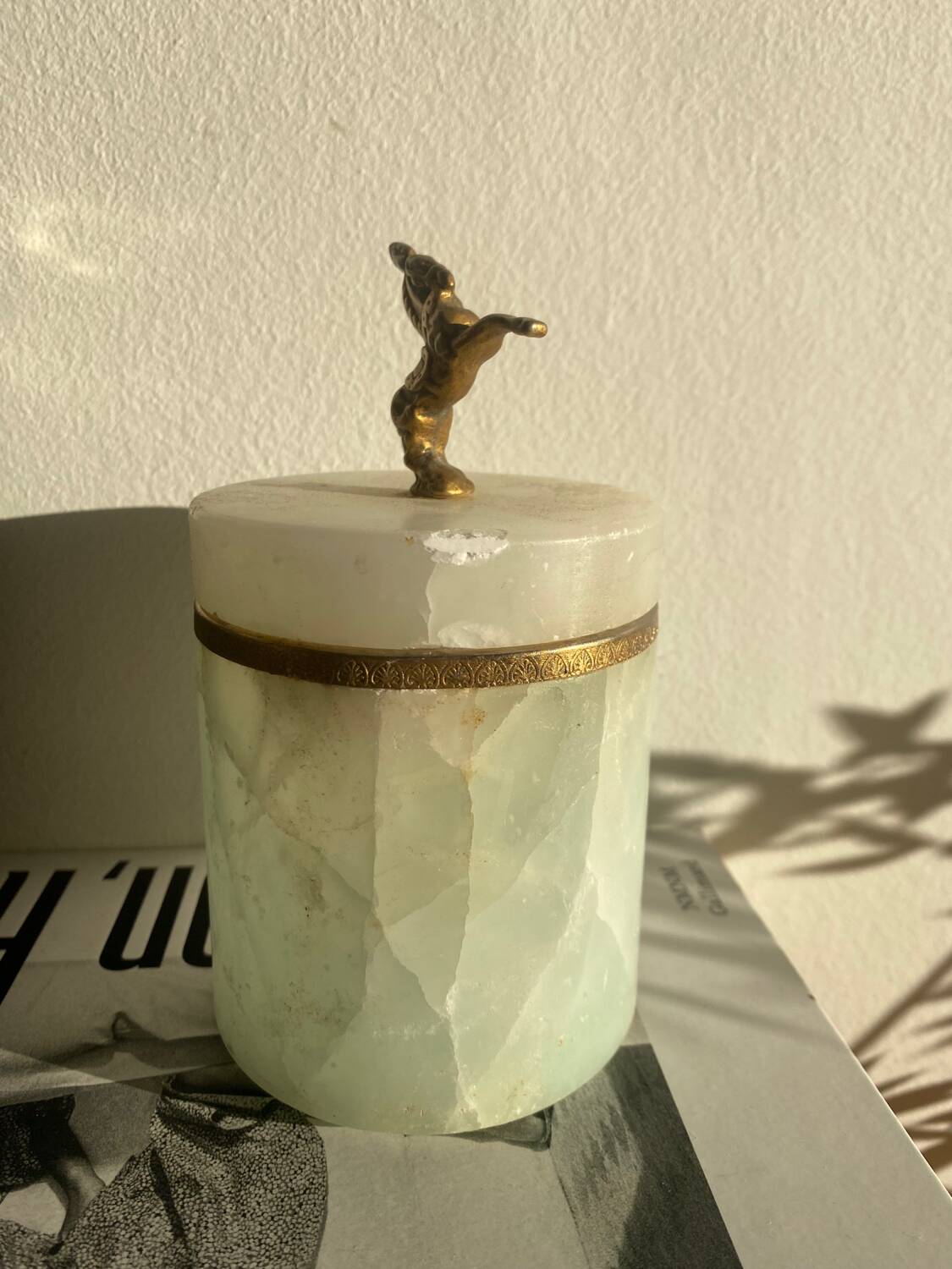 Marble and brass tobacco pot