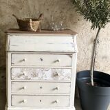 Dresser / dressing table