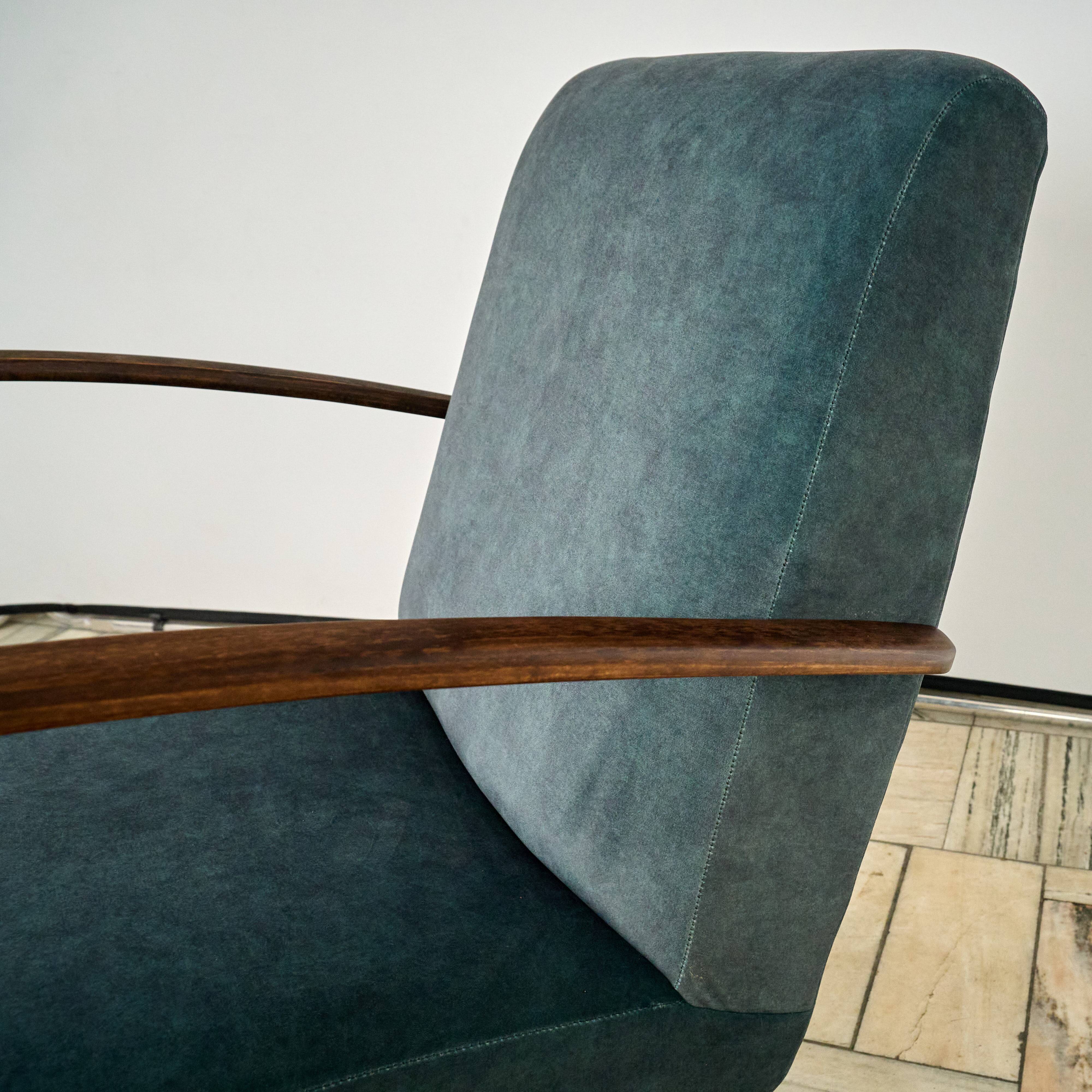 H 410 armchair designed by Jindrich Halabala, Czechoslo