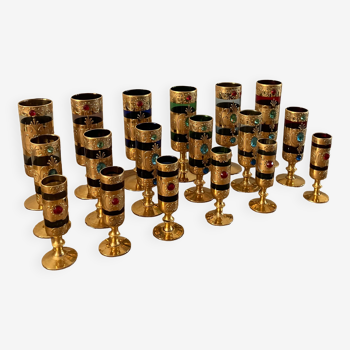 Set of 18 cups, in Murano glass, old, gilded