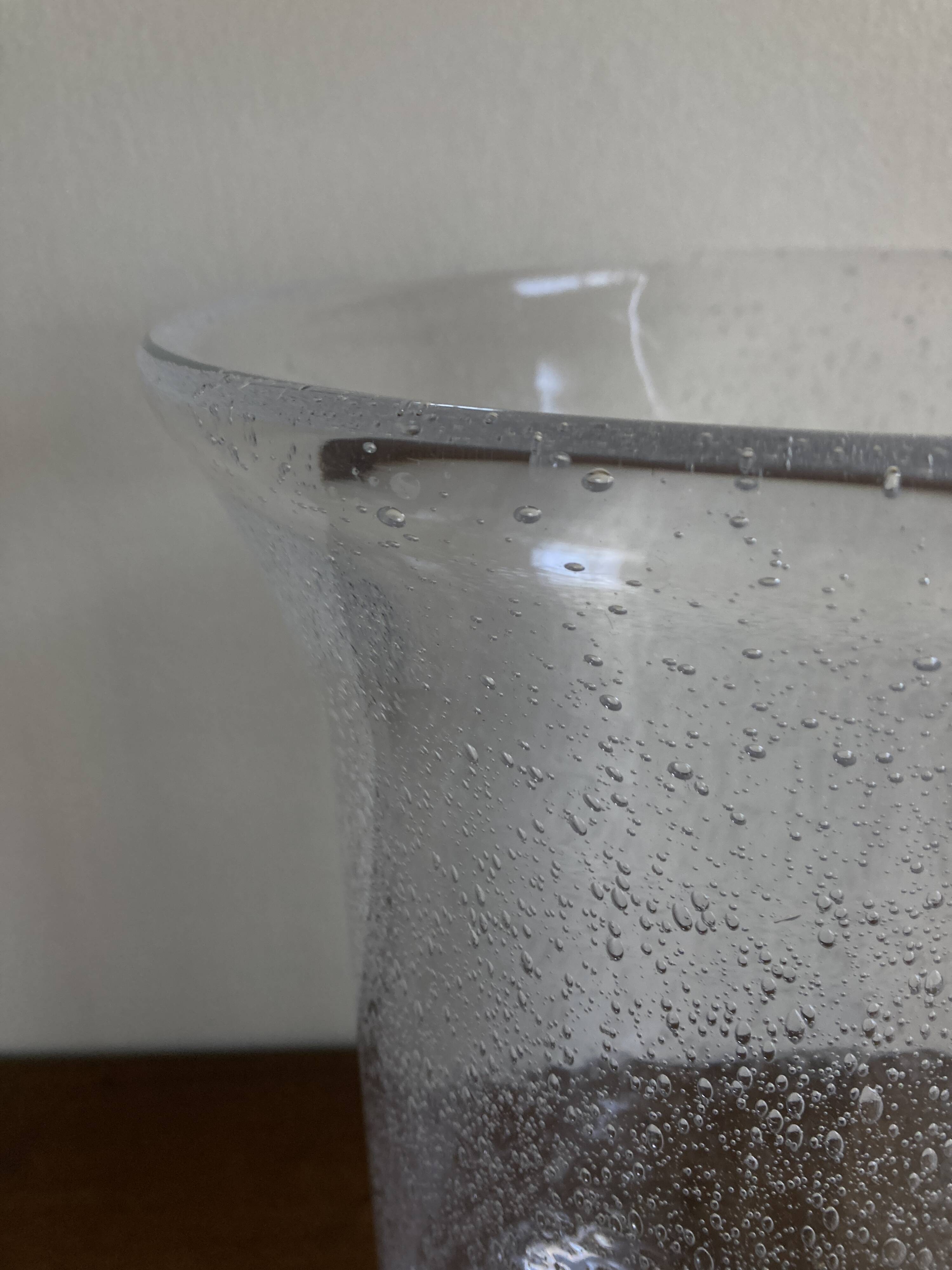 1970 XXXL vase in solid bubbled glass H33cm