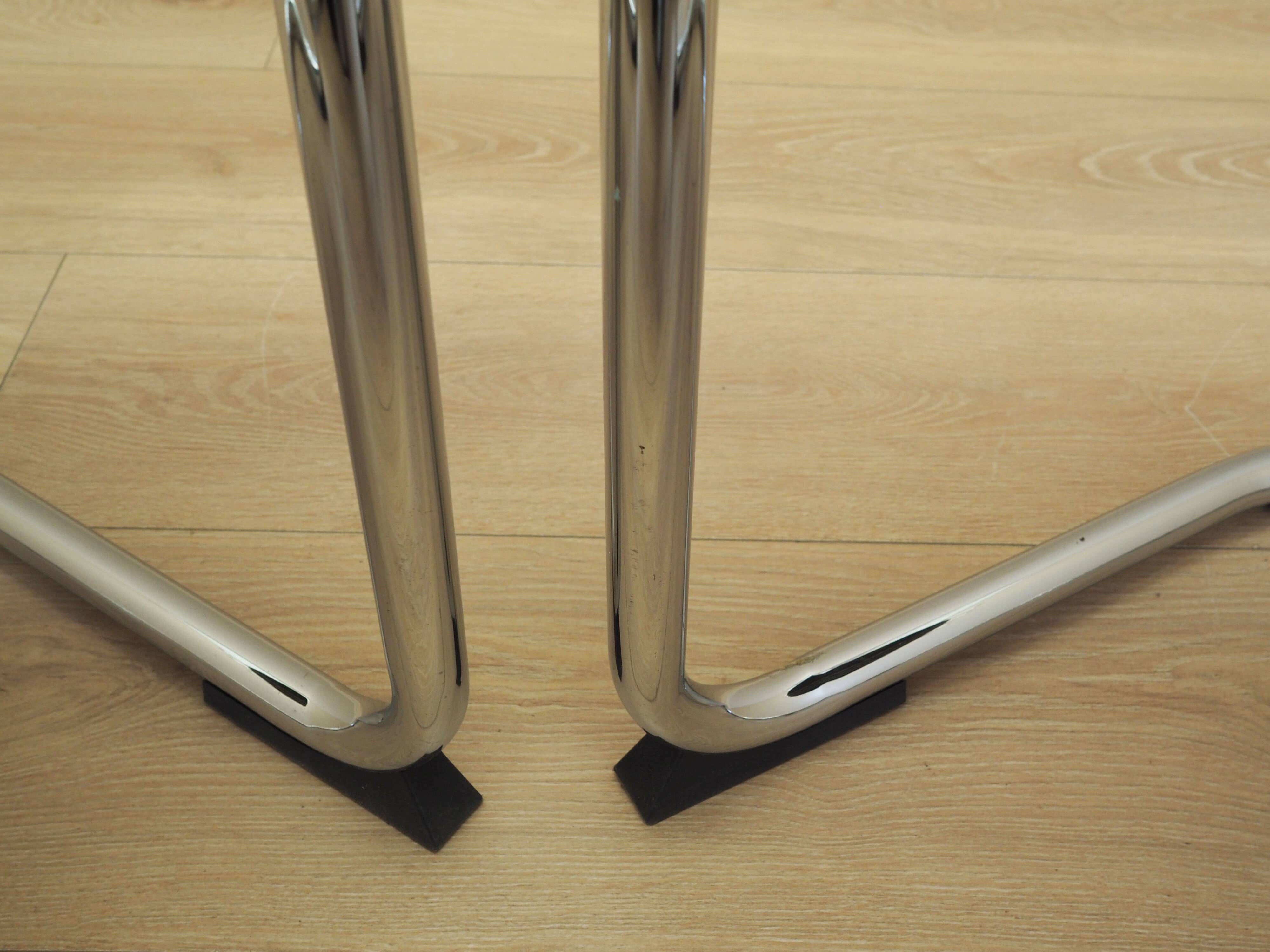 Set of four chairs, Italian design, 1980s, production: Italy