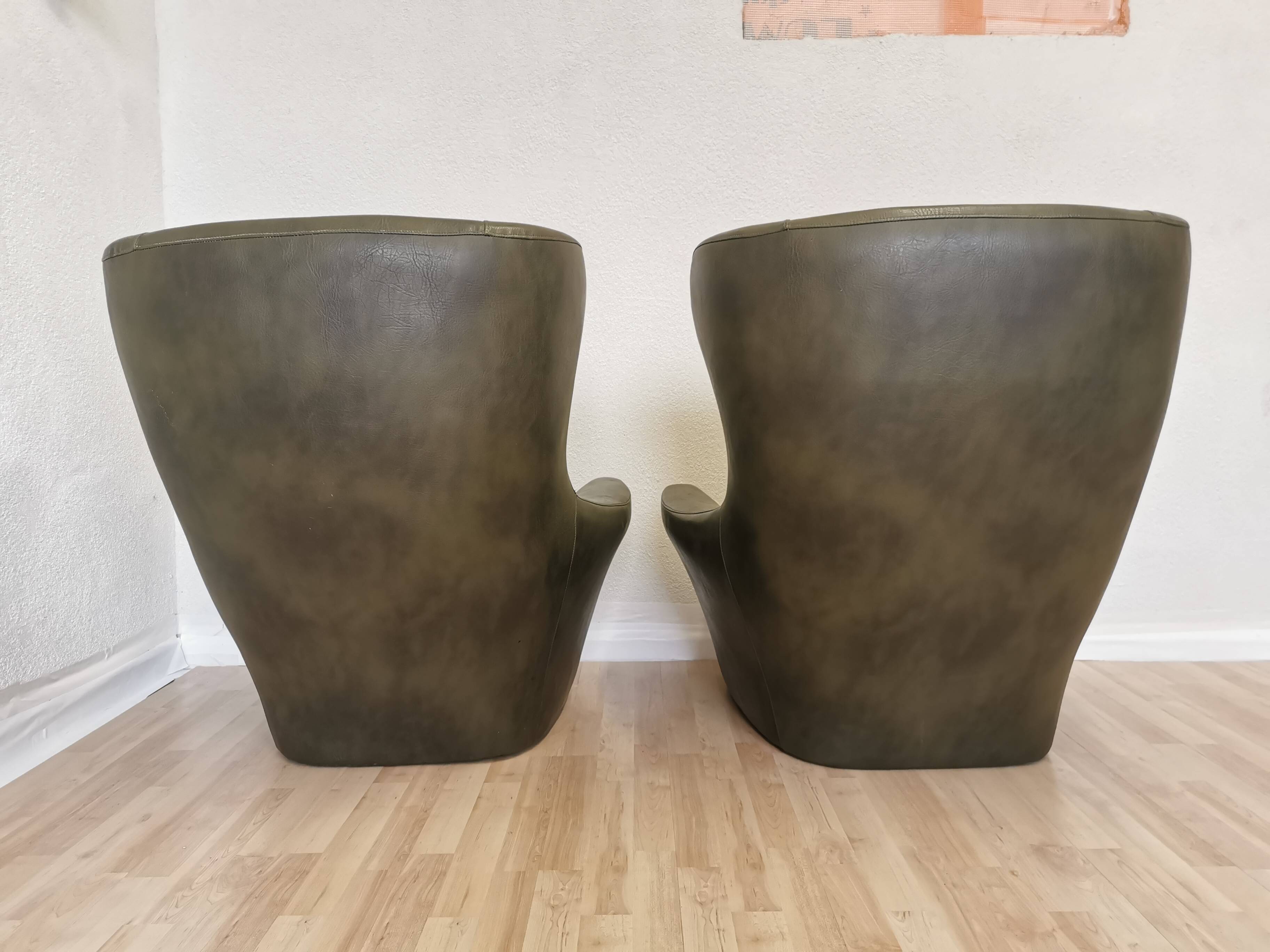 Vintage Dark Green Leather Lounge Armchair: 1970s Scandinavian Style