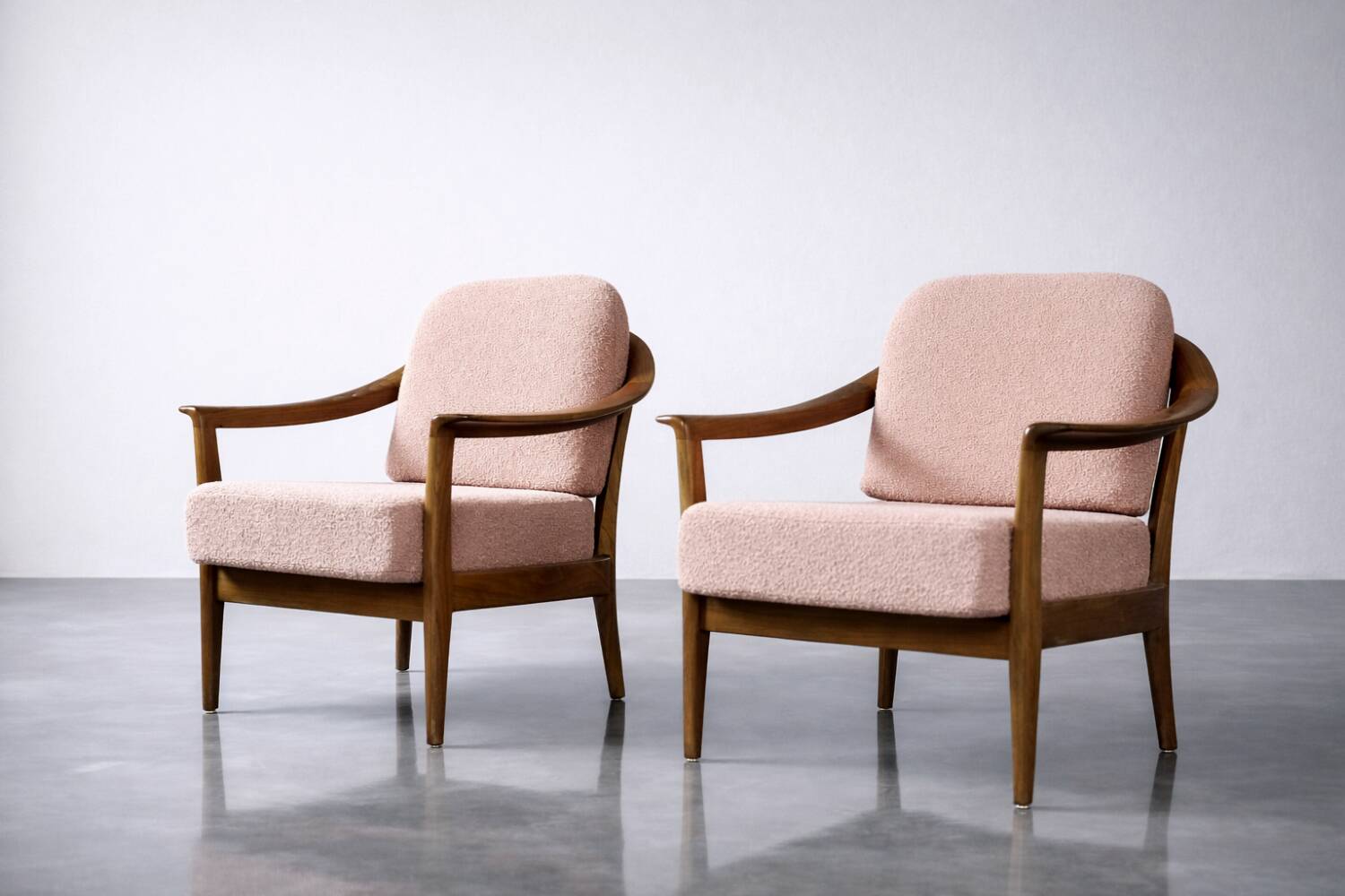 Vintage Mid-Century Modern Wood and Fabric Armchairs from W. Knoll, Set of 2