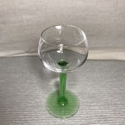 Series of 8 wine glasses