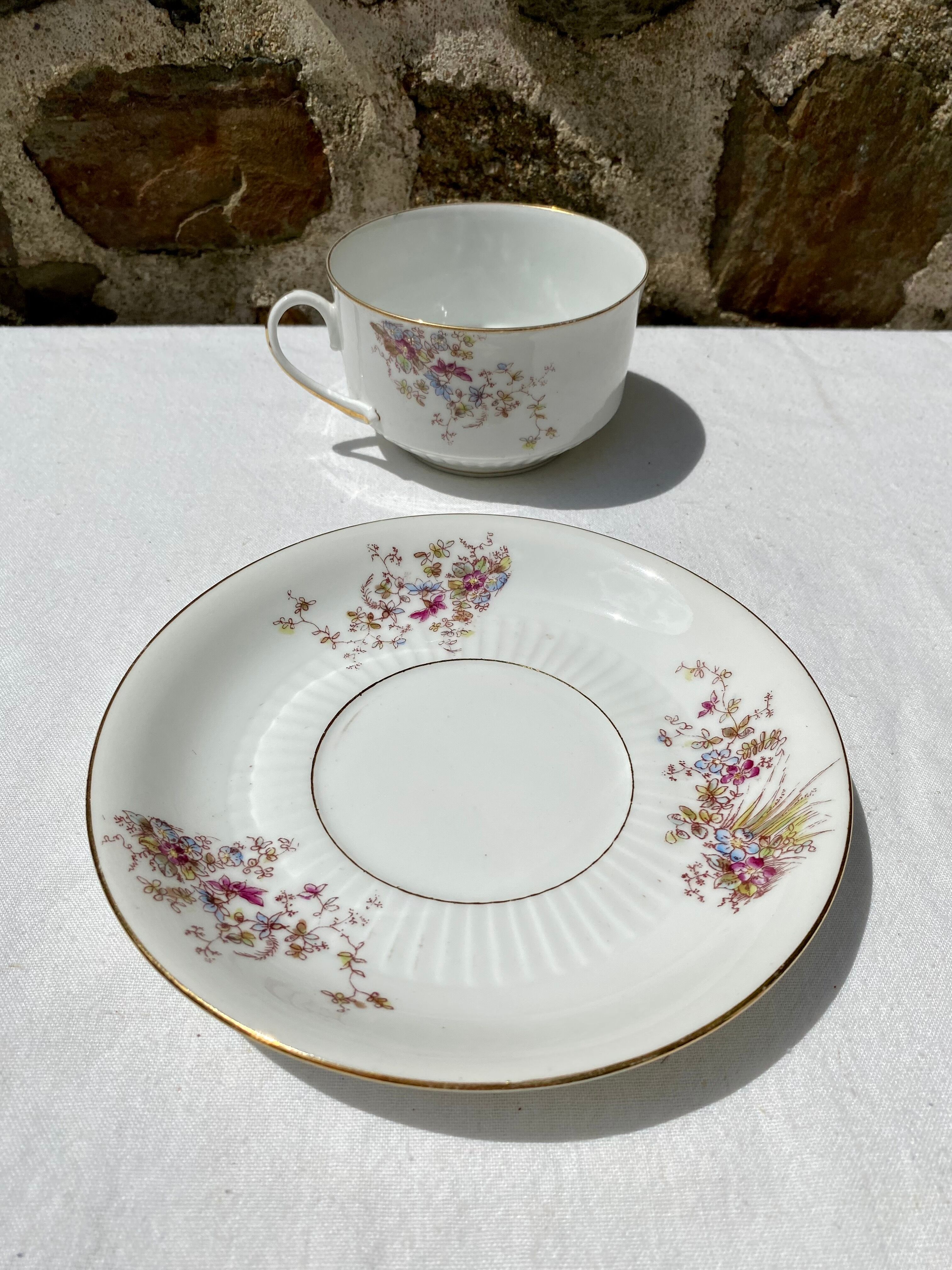 Duck flower cup and sub-cup