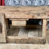 Carpenter's workbench