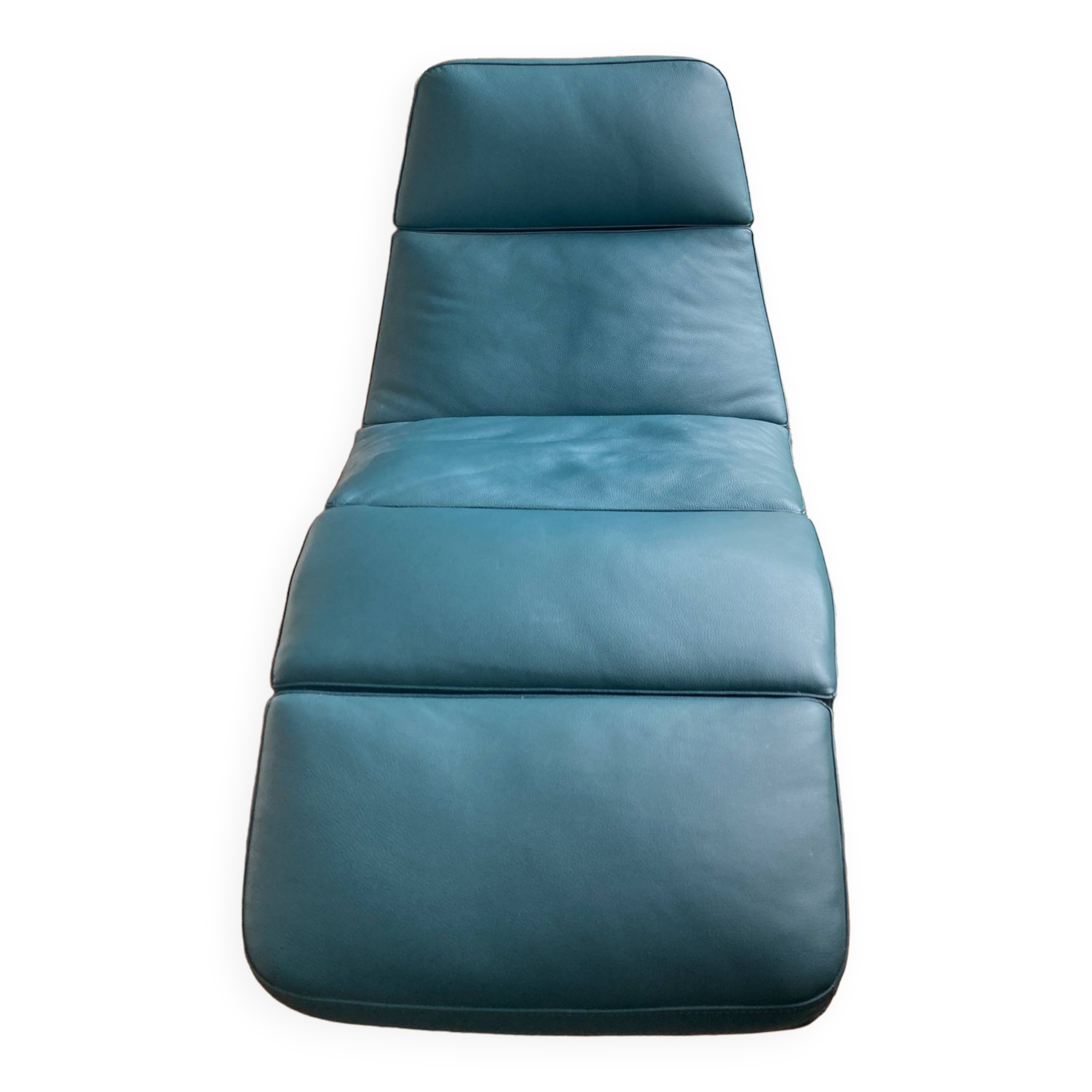 Lounge chair