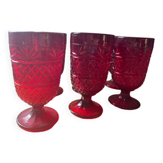 6 verres rouges