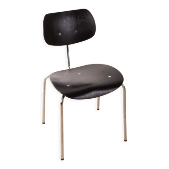 Egon Eiermann, SE 68 chair