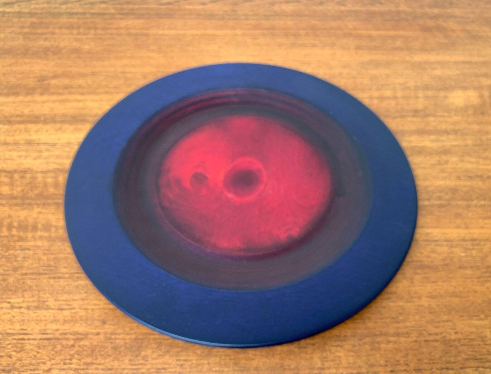 Assiette déco en bouleau finition vintage de Tailio Design, Finlande, années 1970