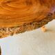 Table basse brutaliste bois et rotin