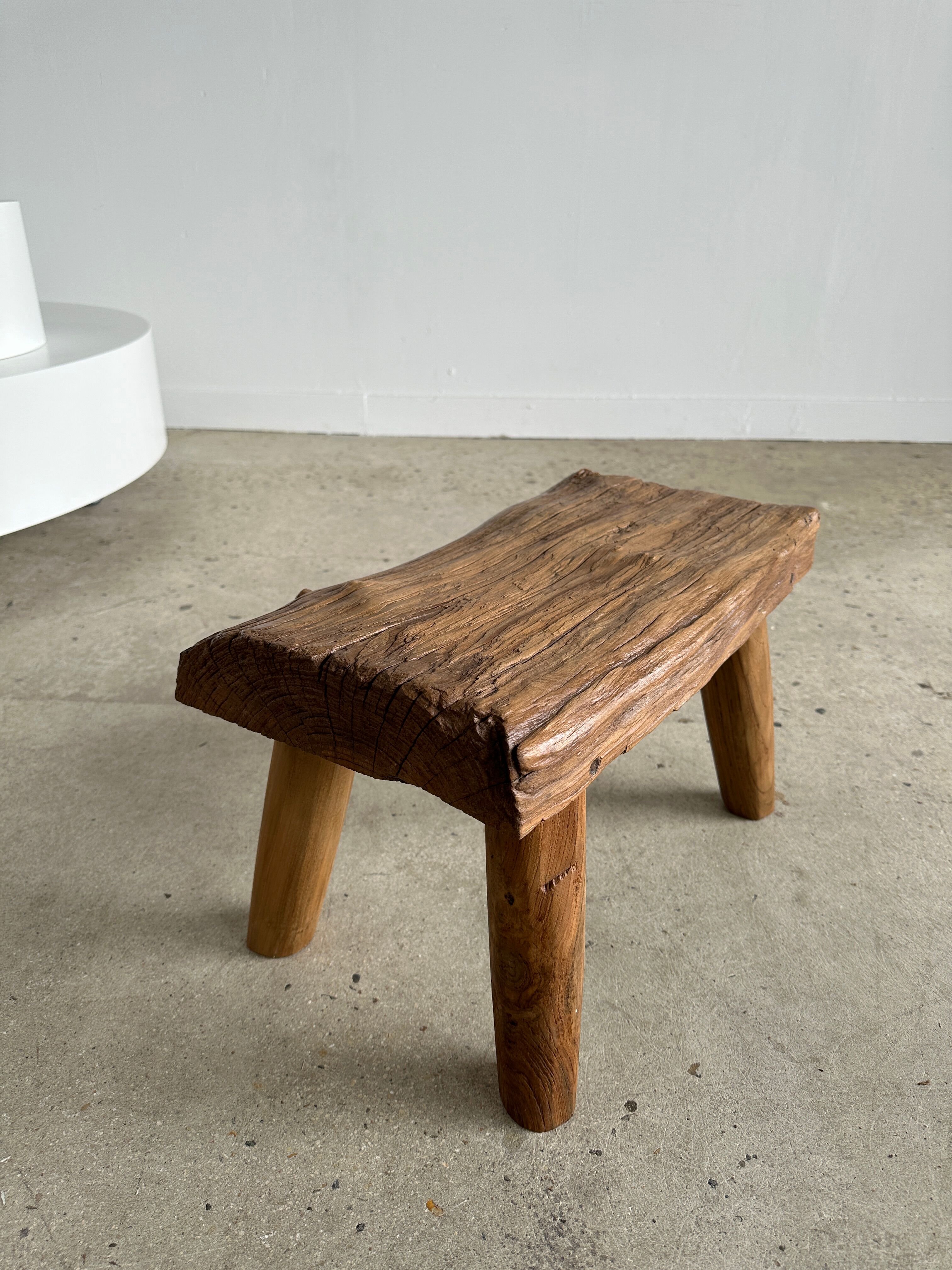 Stool in blond teak