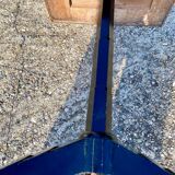 Bistro table in cast iron