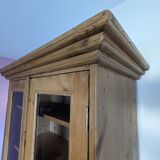 Armoire vitrée
