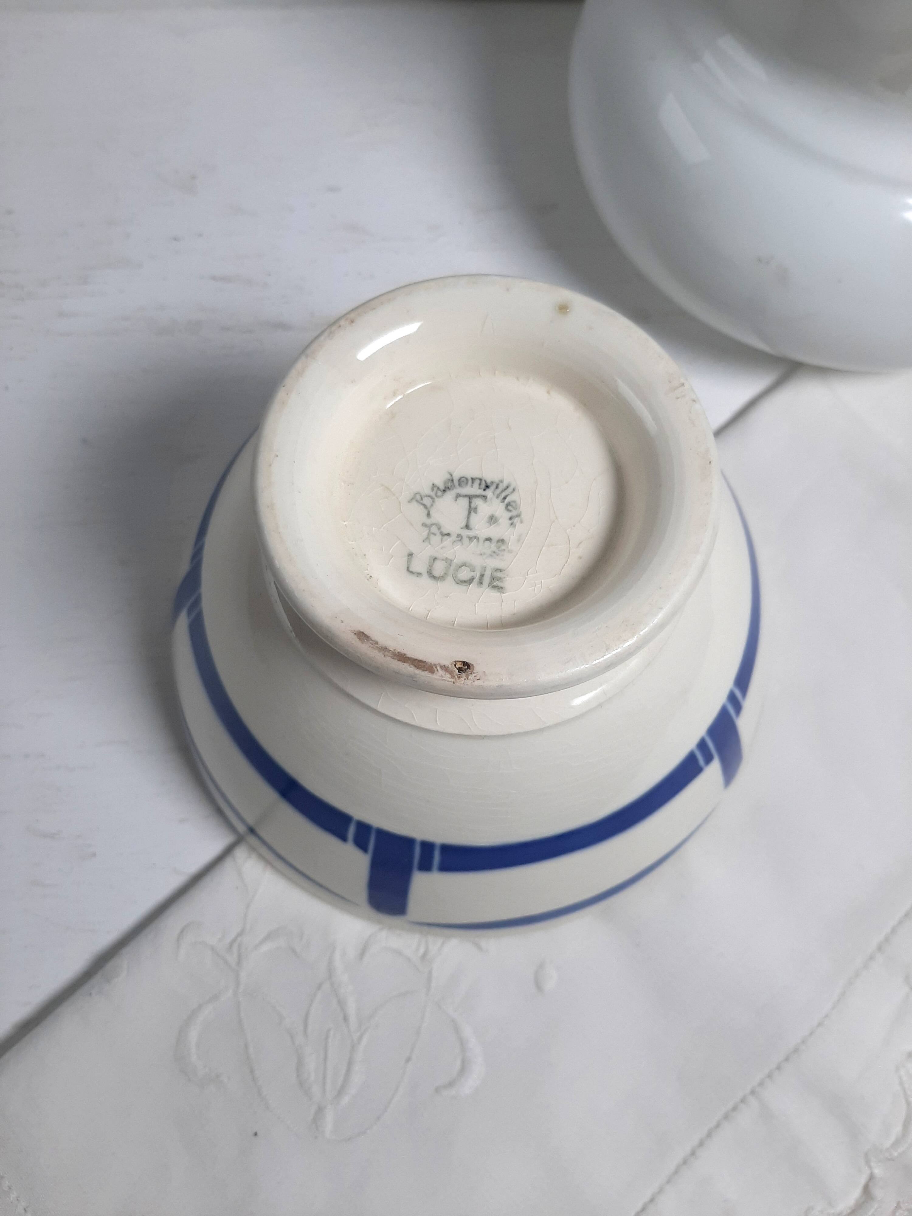 Vintage ironstone bowl from the Badonviller factory in cream and blue.