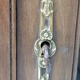 Showcase wooden hanging