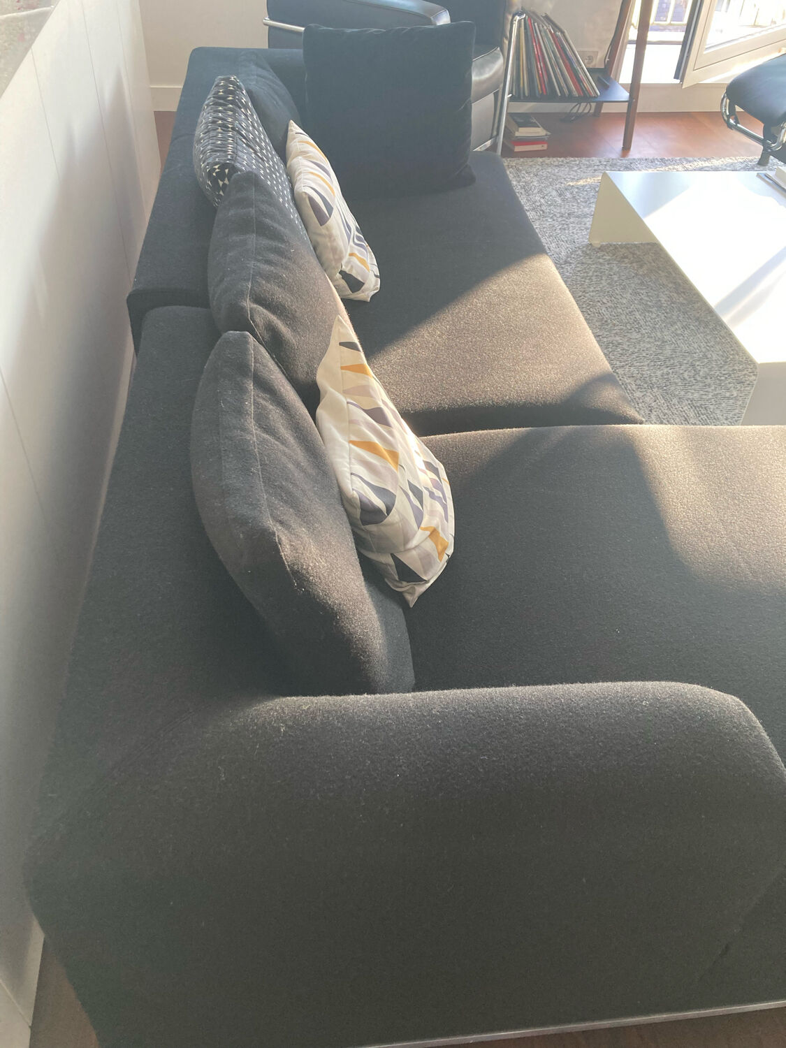 Sofa B&B Italia black