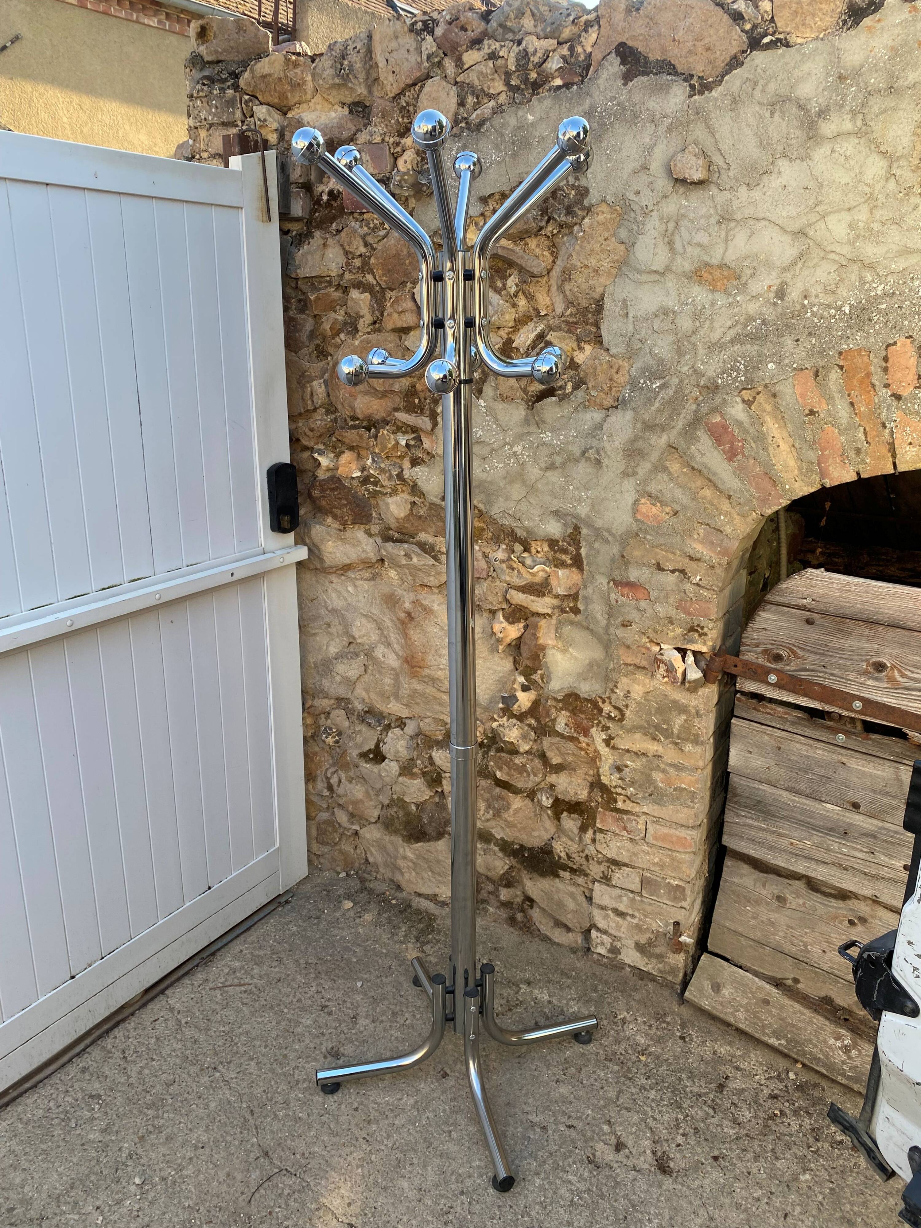 Vintage 1970s chrome metal coat rack