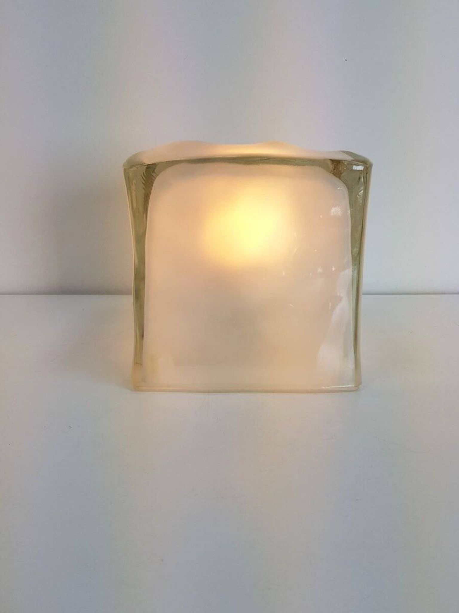 Lampe de table Iviken Ice Cube en verre d'Ikea, années 1990.