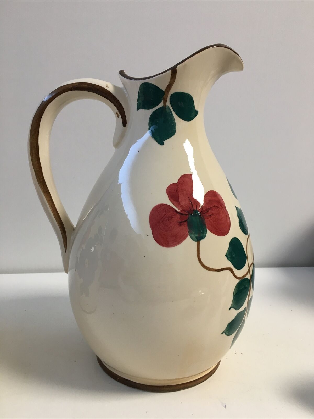 Pair of pitcher vases with spout handle deco numbered flower